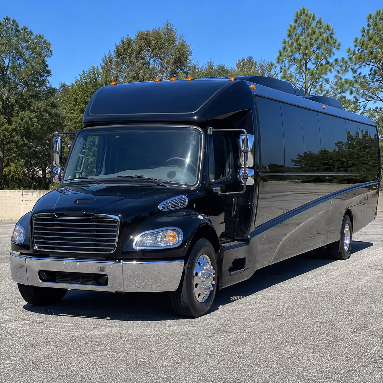 lubbock 28 passenger minibus