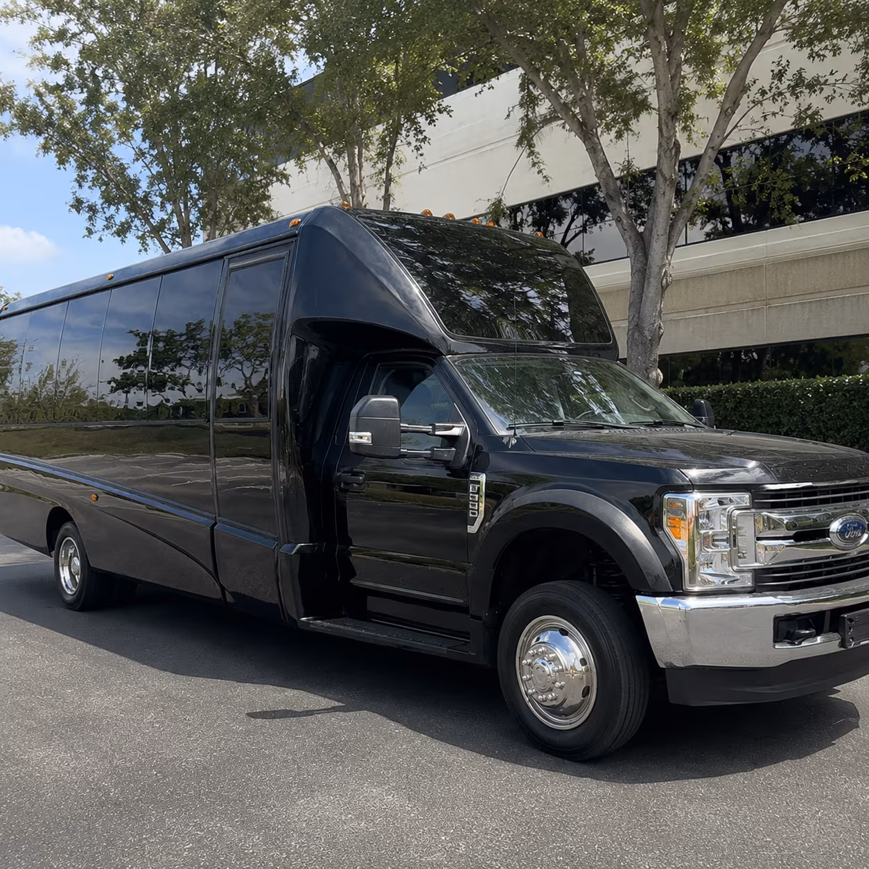 lubbock holiday party bus rental